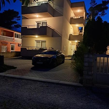Apartmani Vukadin Vir Extérieur photo