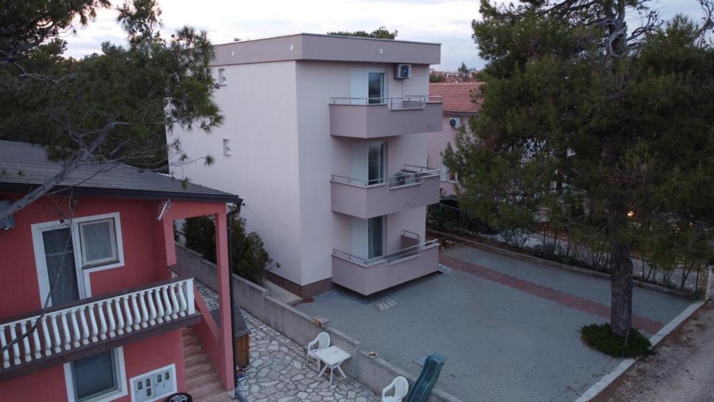 Apartmani Vukadin Vir Extérieur photo